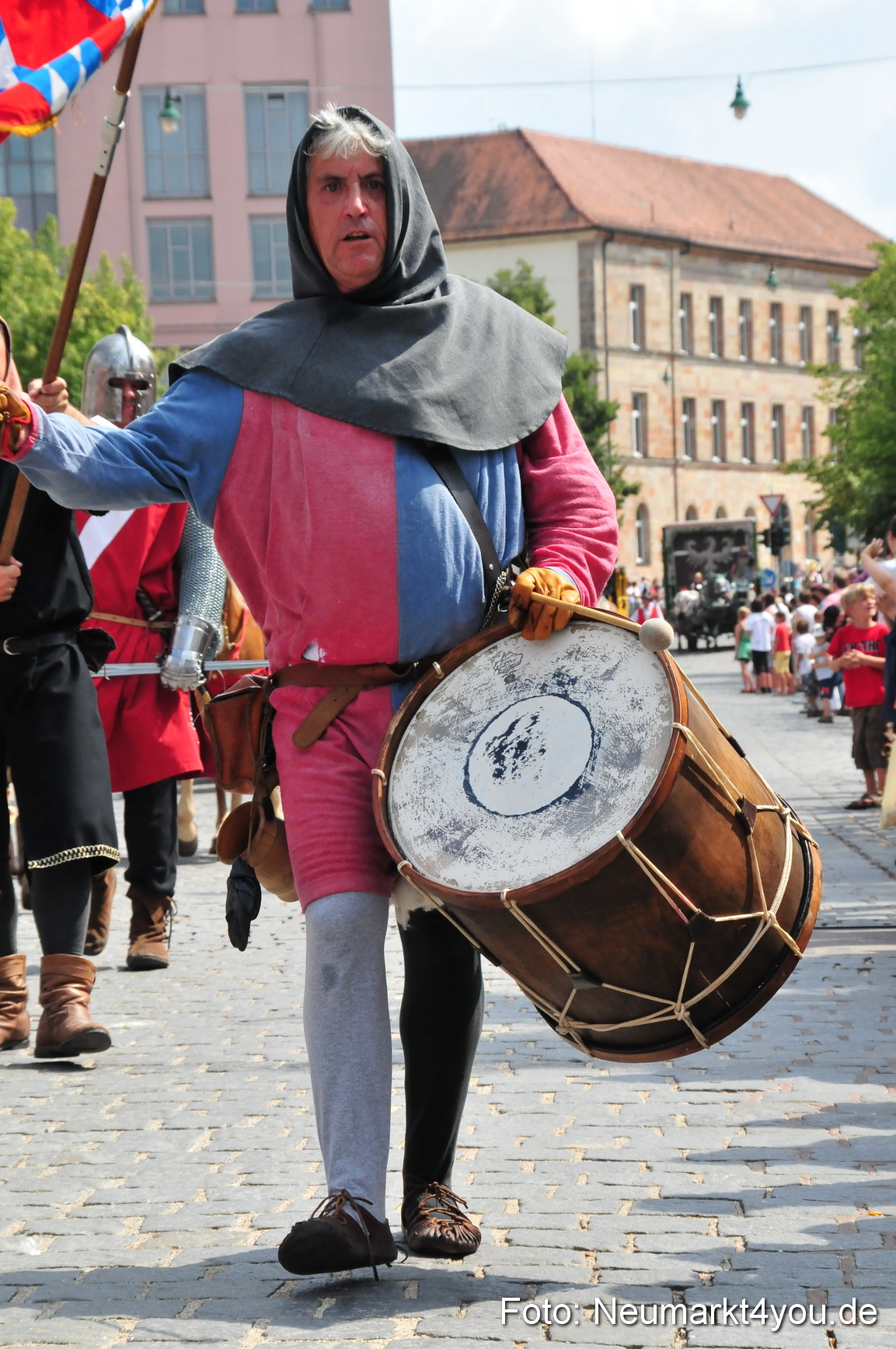0125 Volksfestzug Neumarkt 090809