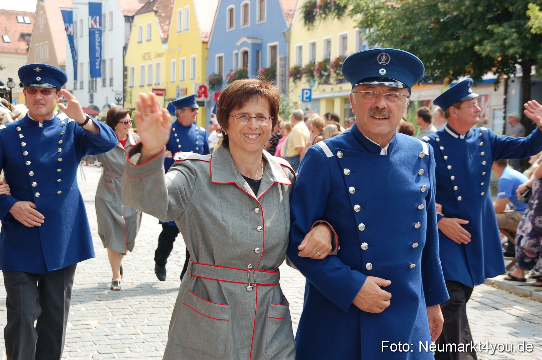 0139 Volksfestzug Neumarkt 090809