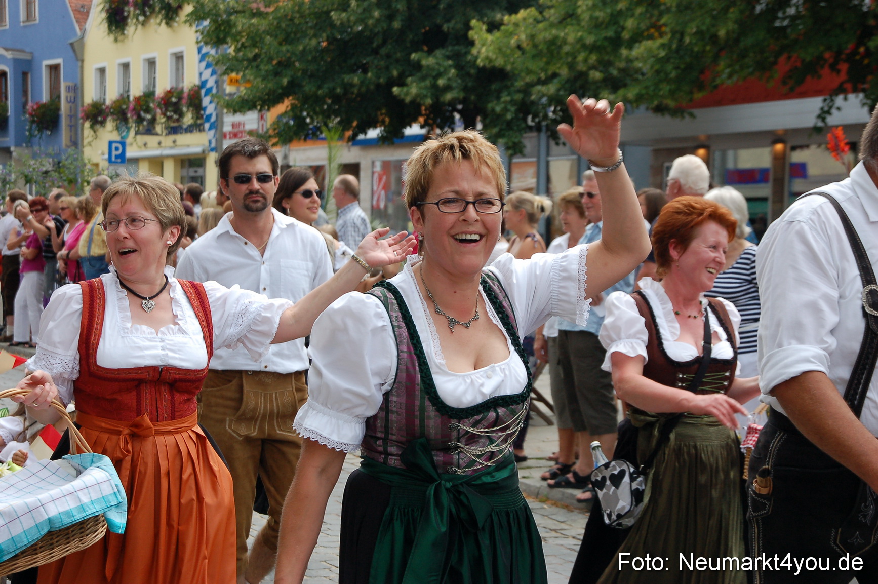 0154 Volksfestzug Neumarkt 090809
