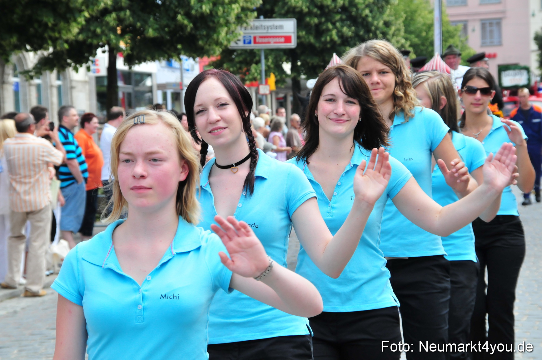 0156 Volksfestzug Neumarkt 090809