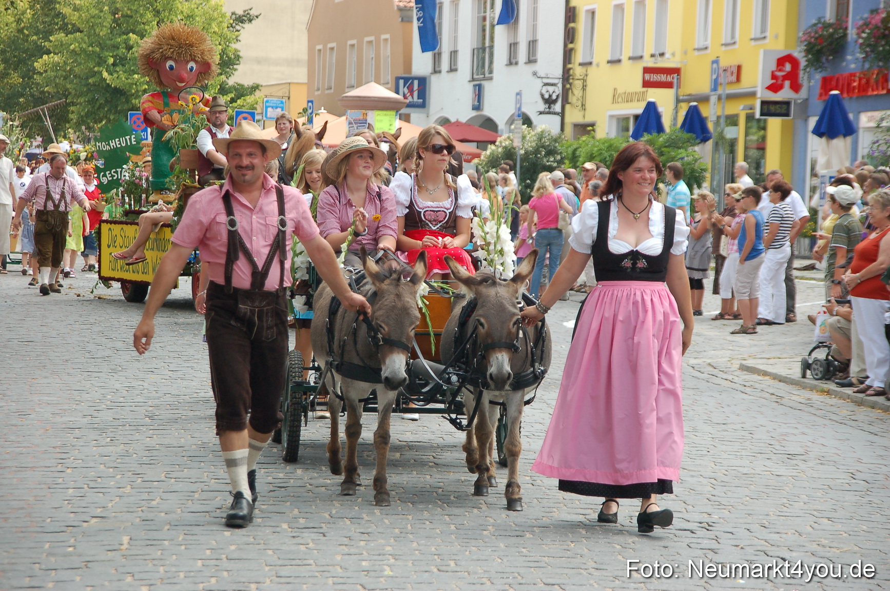 0172 Volksfestzug Neumarkt 090809