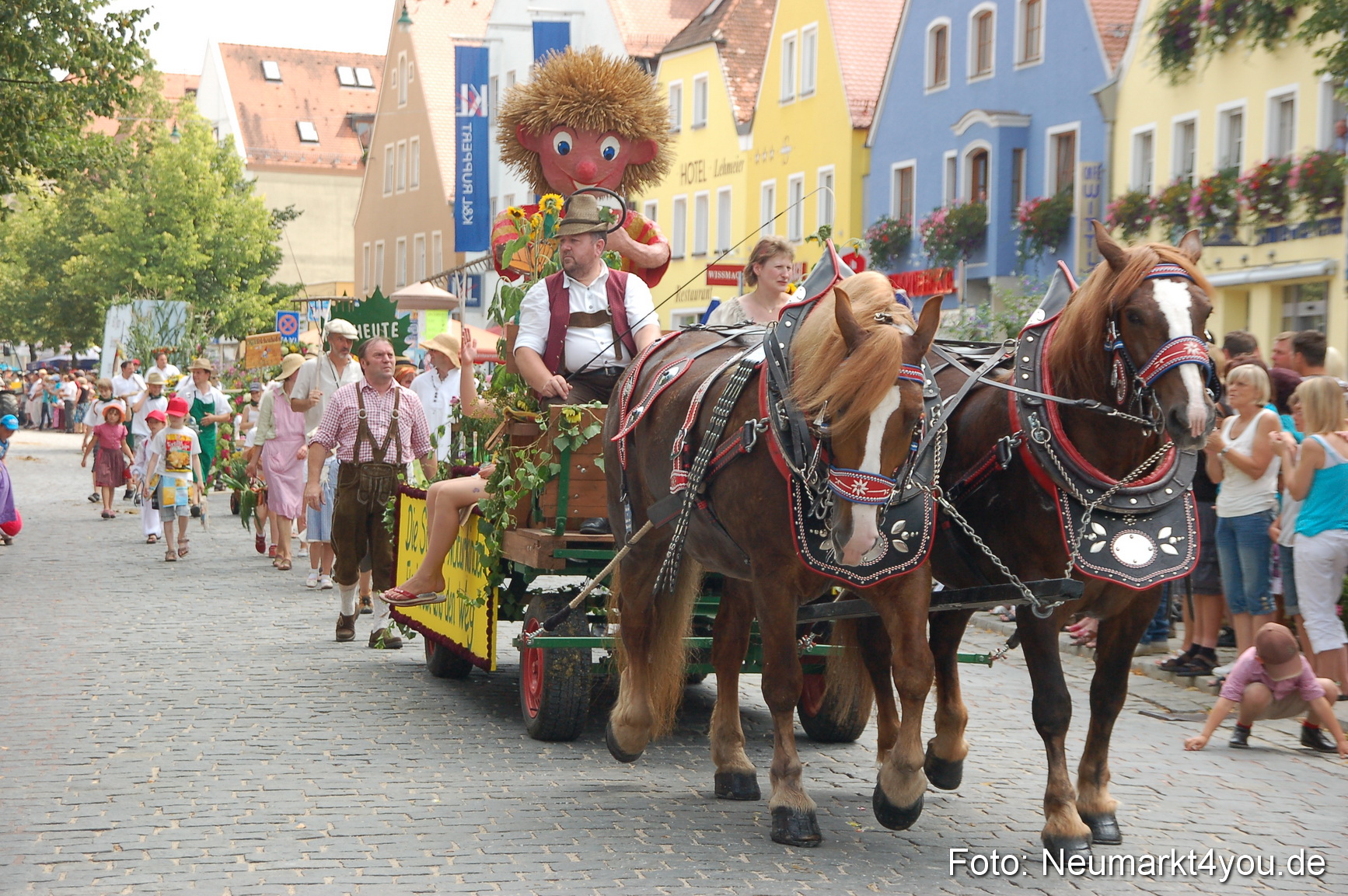 0174 Volksfestzug Neumarkt 090809