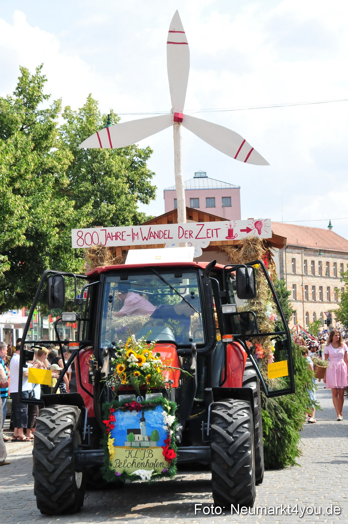 0175 Volksfestzug Neumarkt 090809
