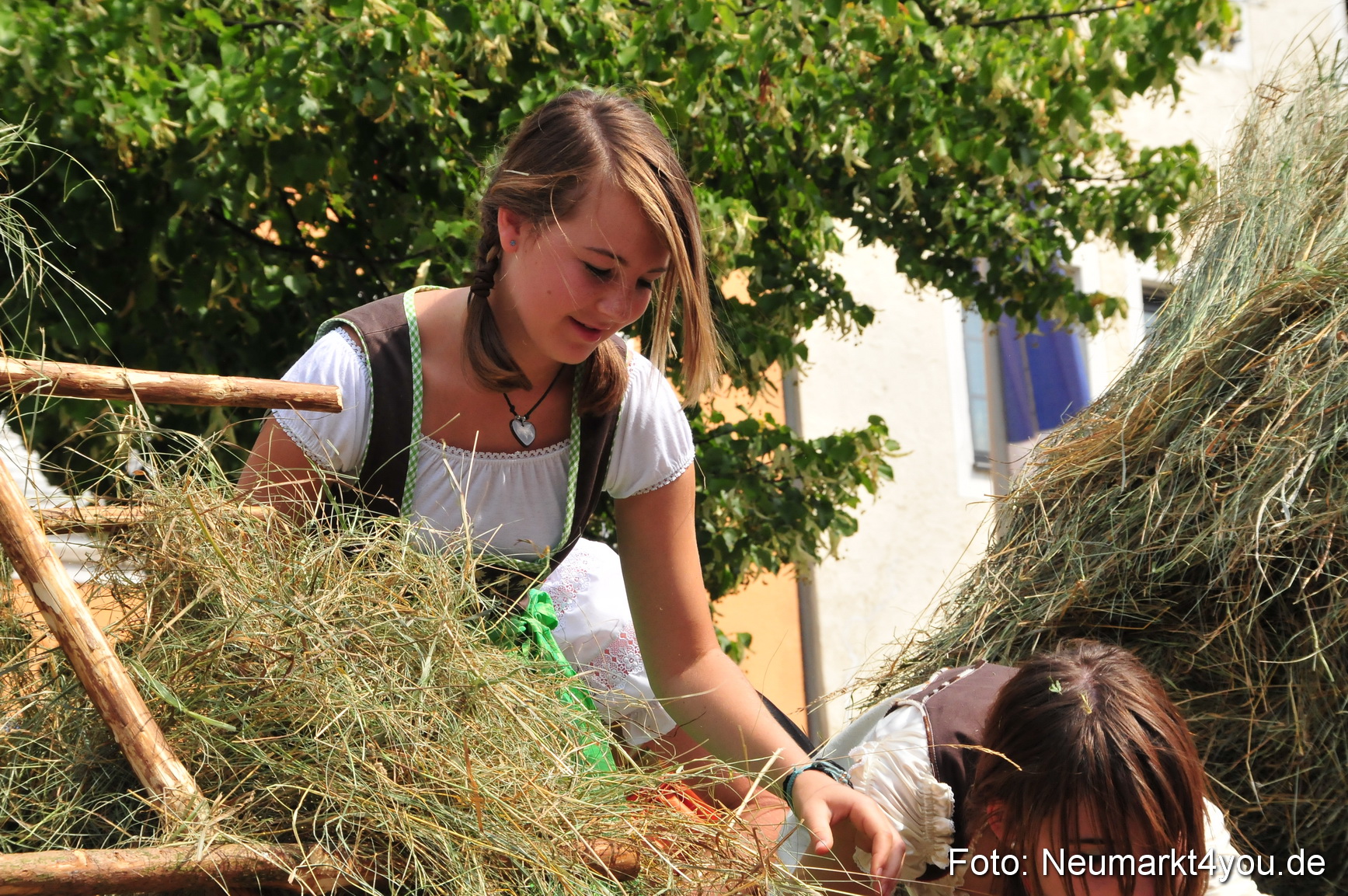 0200 Volksfestzug Neumarkt 090809
