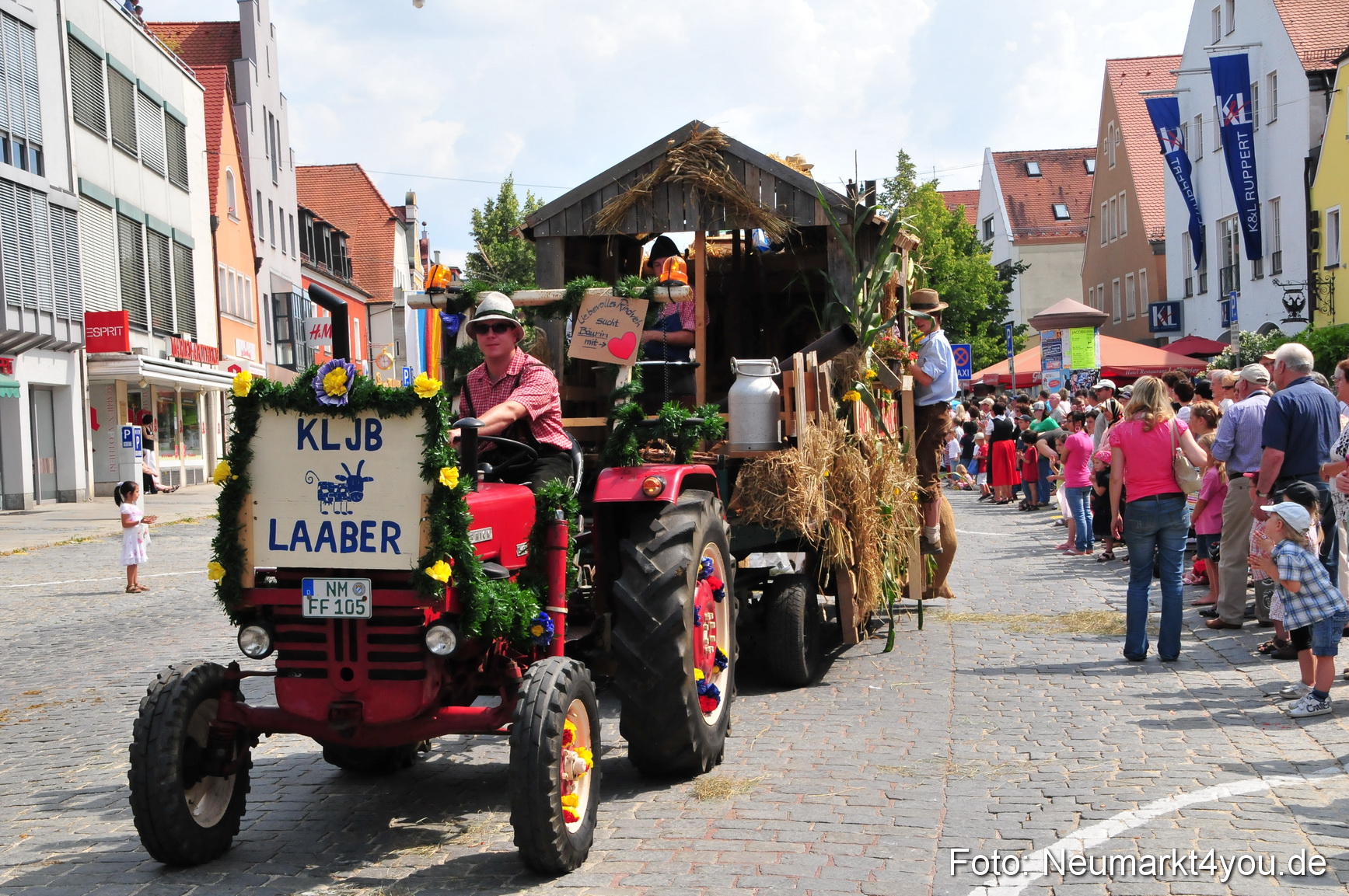 0206 Volksfestzug Neumarkt 090809