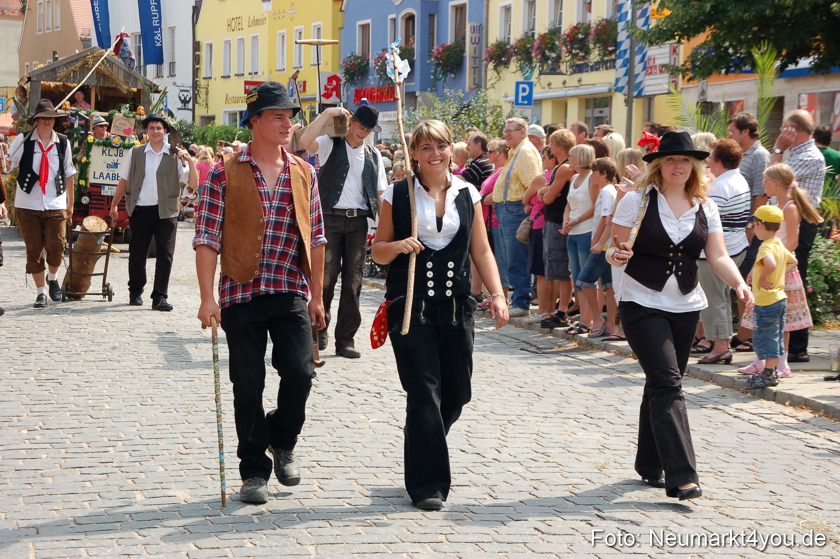 0207 Volksfestzug Neumarkt 090809