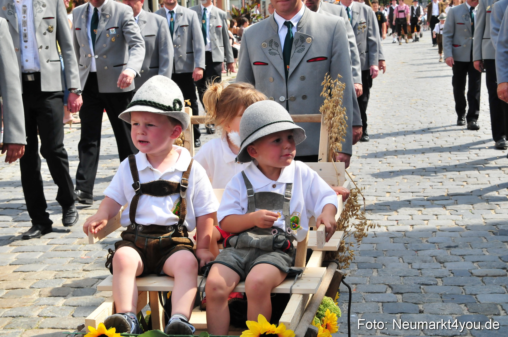 0231 Volksfestzug Neumarkt 090809