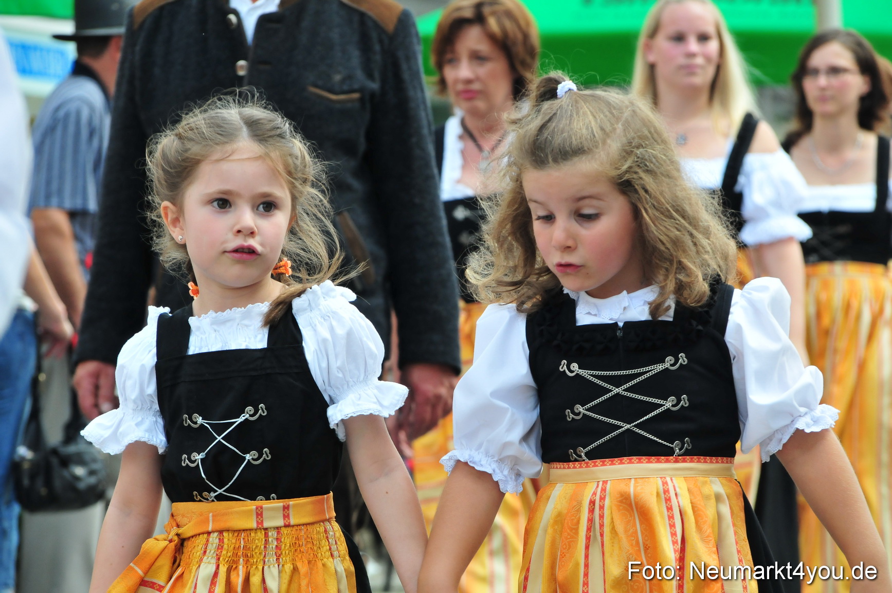 0239 Volksfestzug Neumarkt 090809
