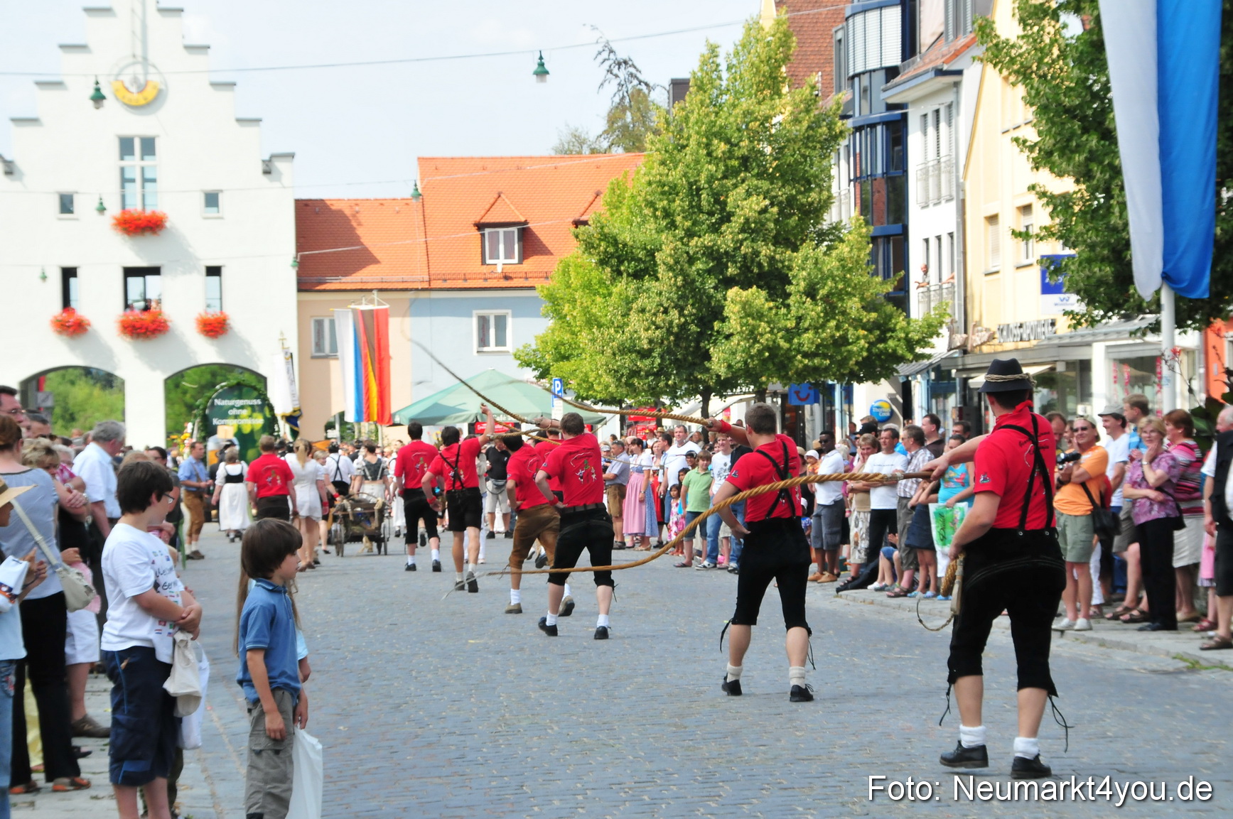 0248 Volksfestzug Neumarkt 090809