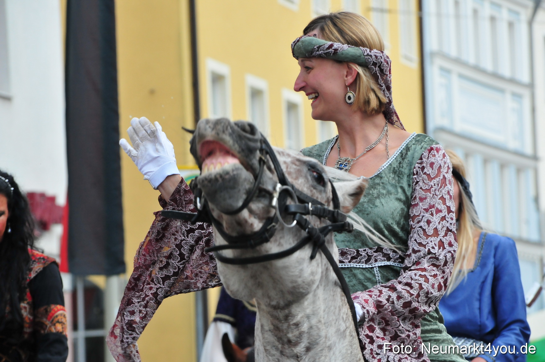 0262 Volksfestzug Neumarkt 090809