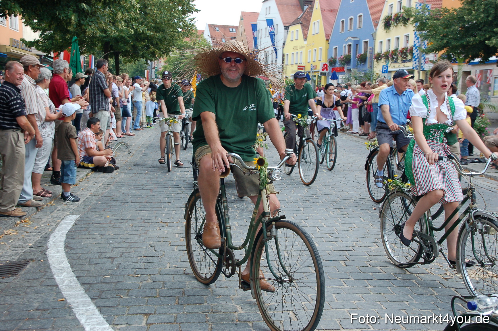 0274 Volksfestzug Neumarkt 090809