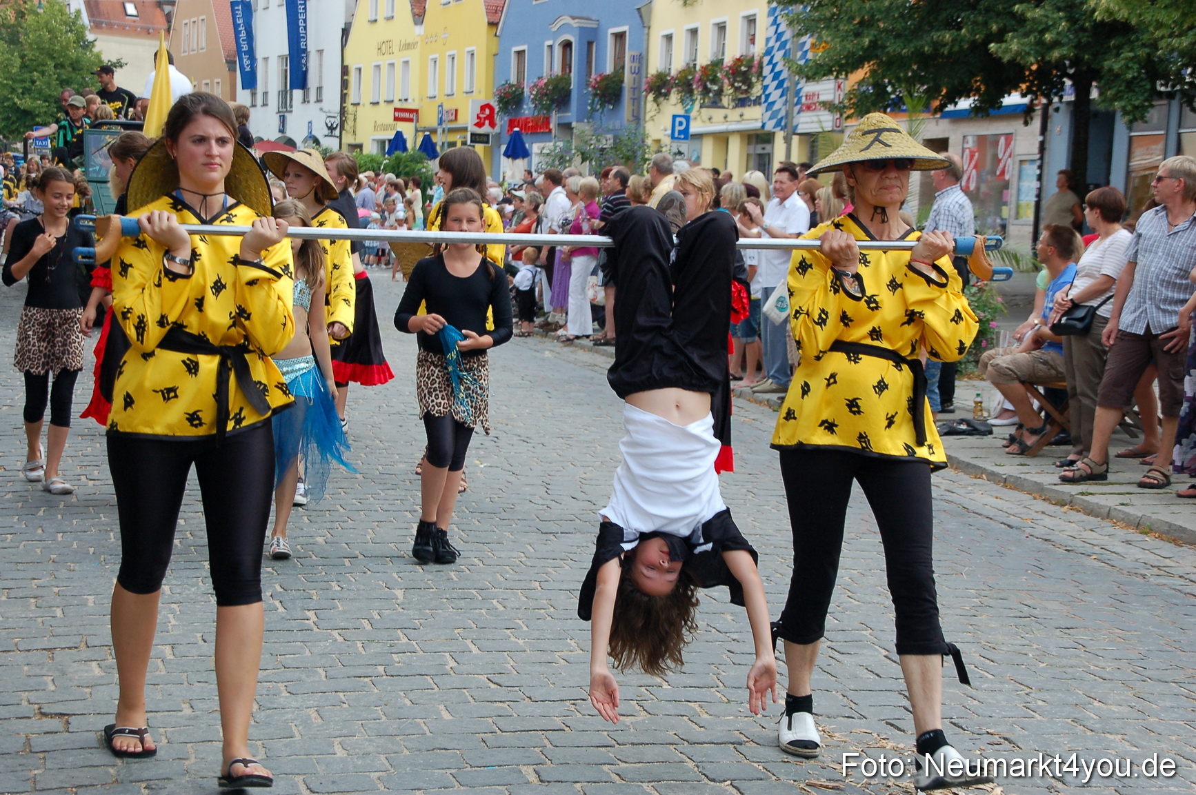 0279 Volksfestzug Neumarkt 090809
