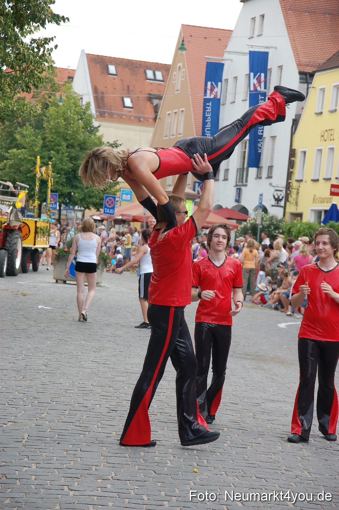 0286 Volksfestzug Neumarkt 090809