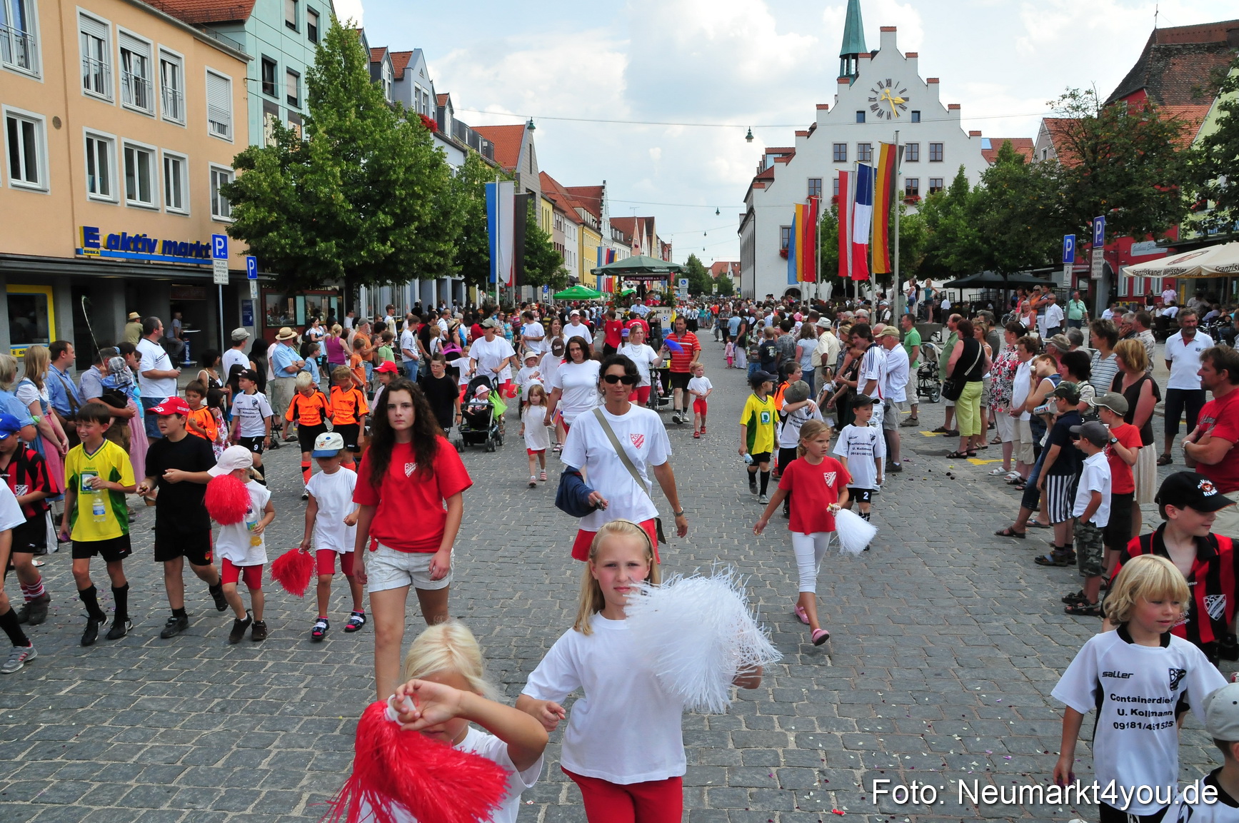 0306 Volksfestzug Neumarkt 090809