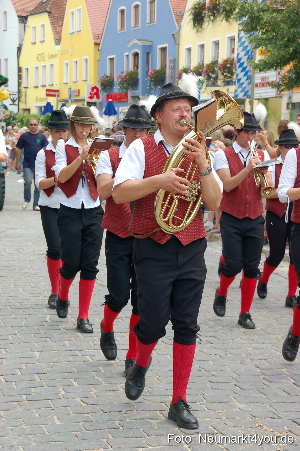 0314 Volksfestzug Neumarkt 090809