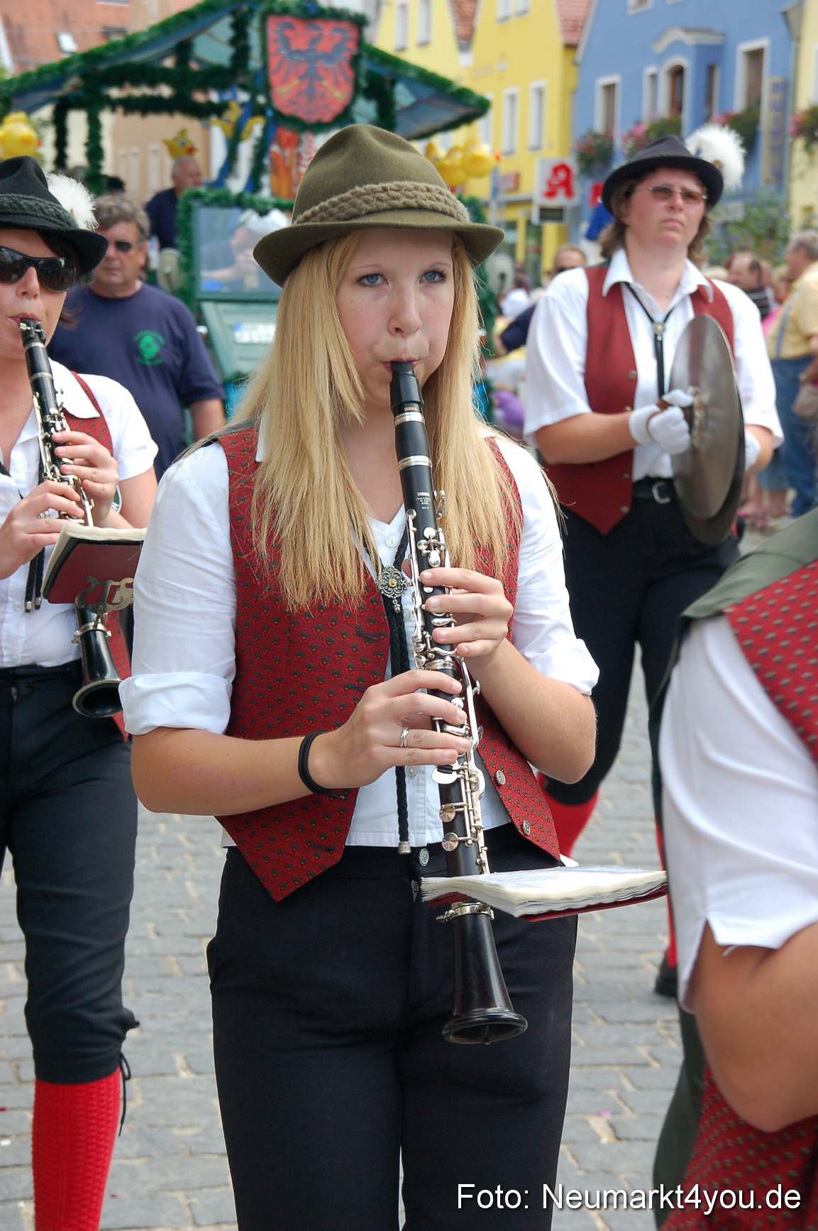 0316 Volksfestzug Neumarkt 090809