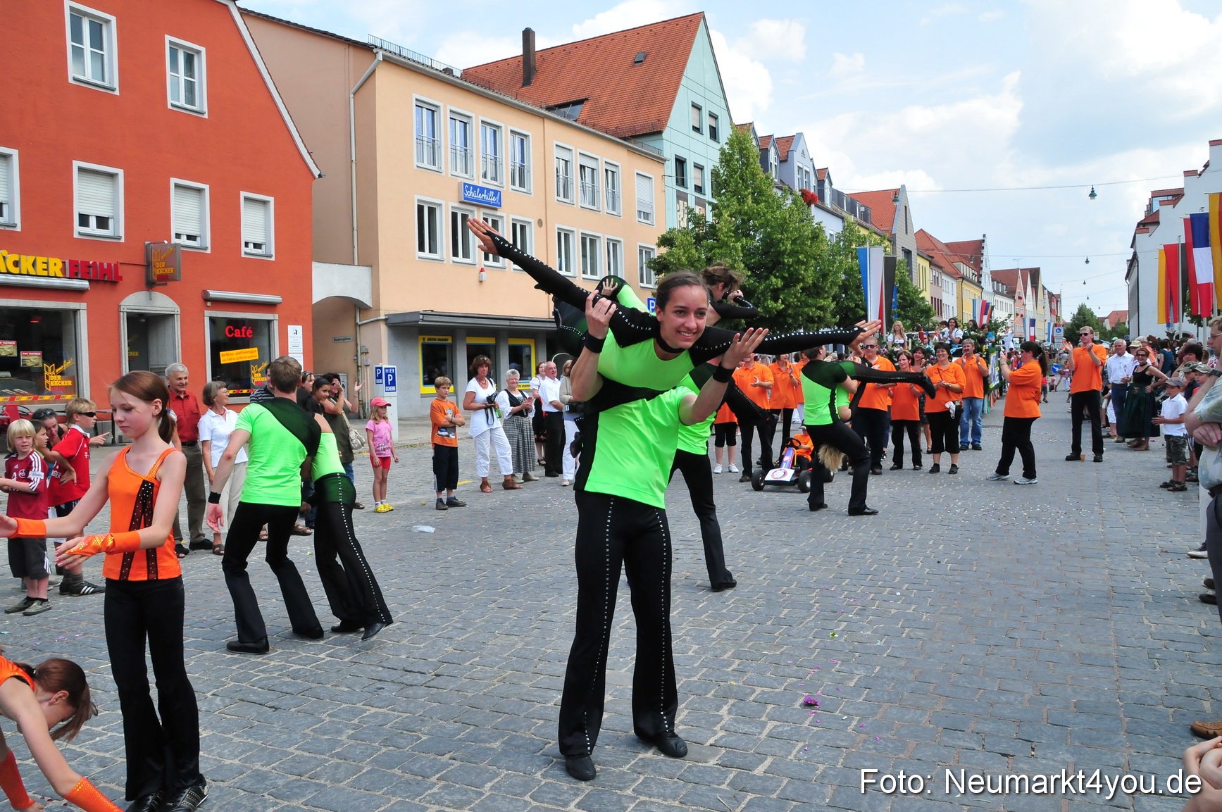 0320 Volksfestzug Neumarkt 090809