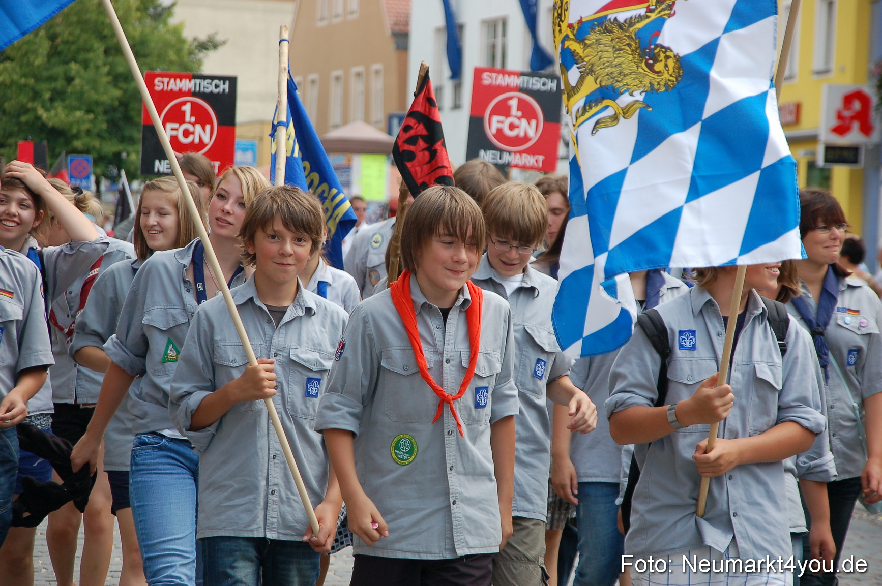 0326 Volksfestzug Neumarkt 090809