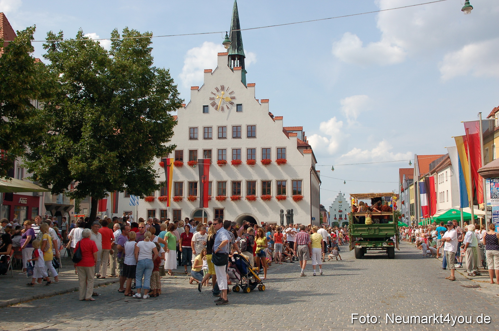0335 Volksfestzug Neumarkt 090809