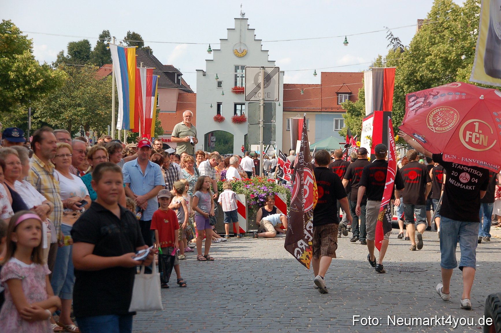 0338 Volksfestzug Neumarkt 090809