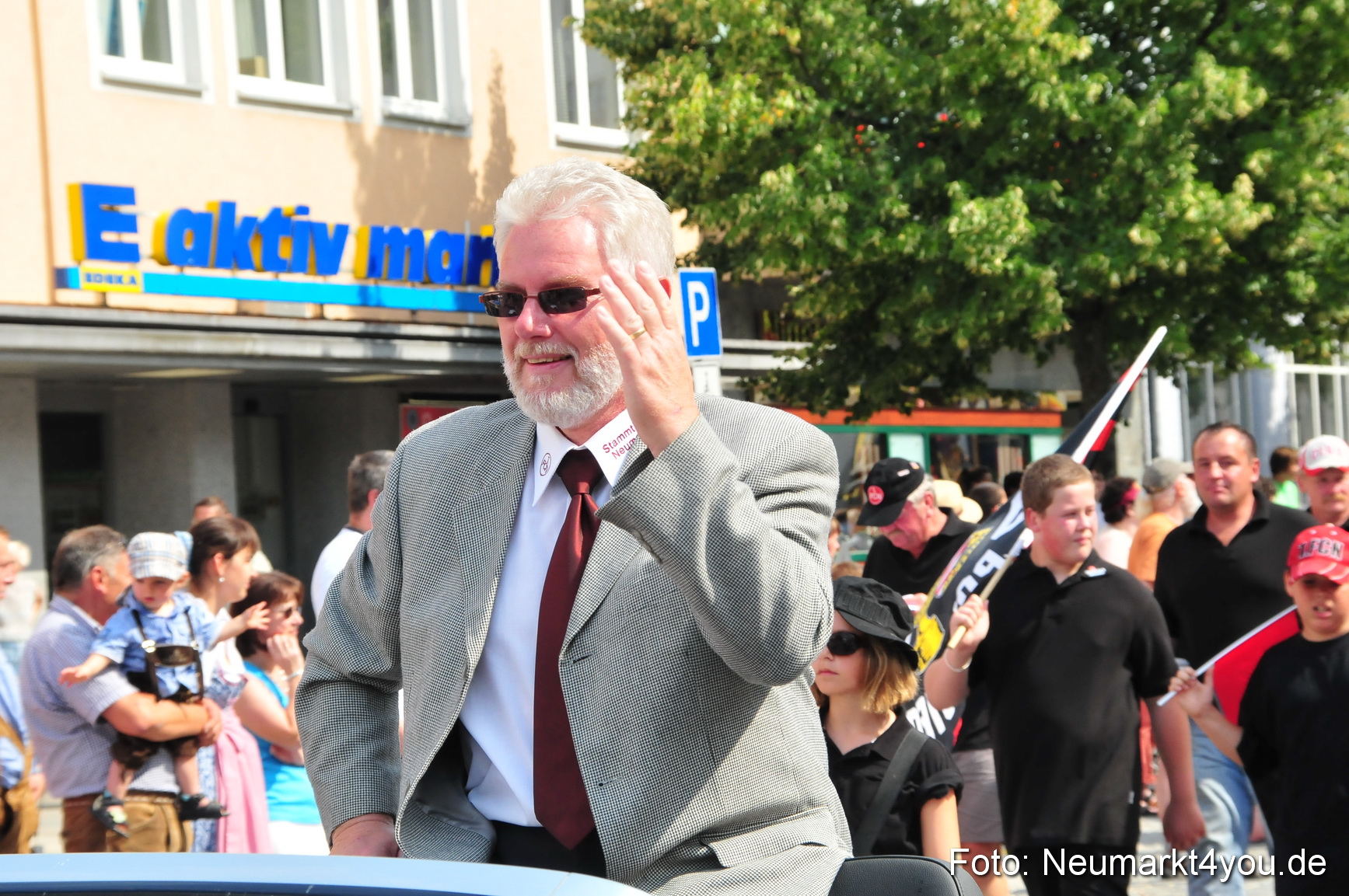 0342 Volksfestzug Neumarkt 090809