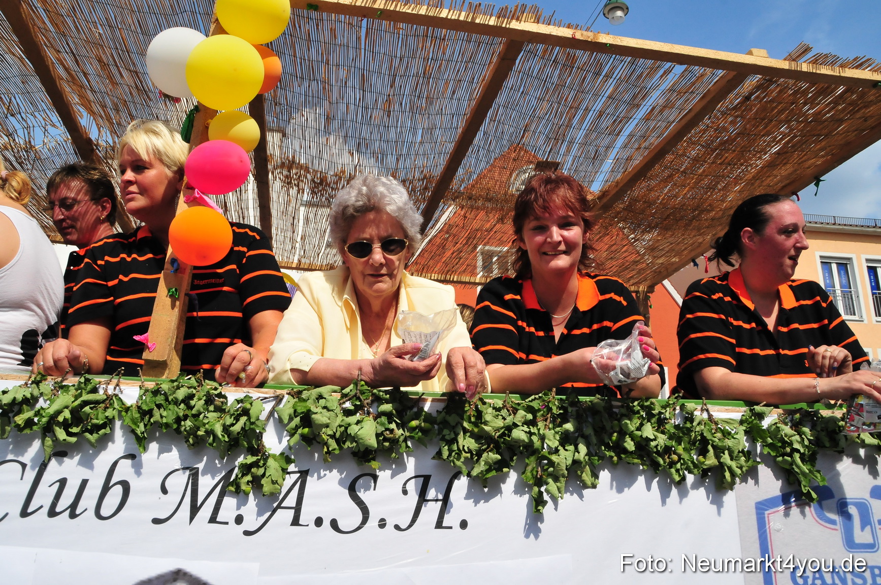 0345 Volksfestzug Neumarkt 090809