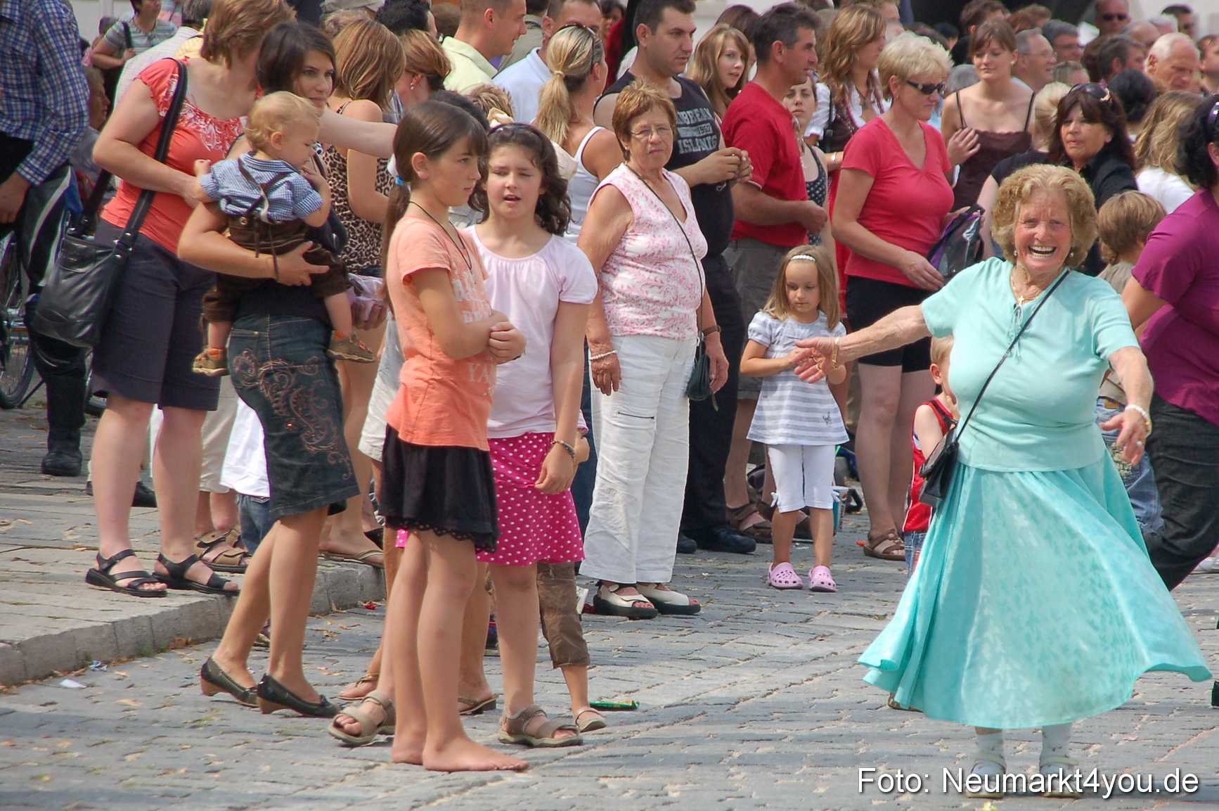 0346 Volksfestzug Neumarkt 090809