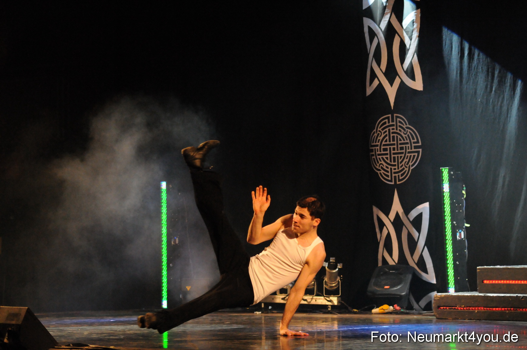 0036 Night of the Dance 050209