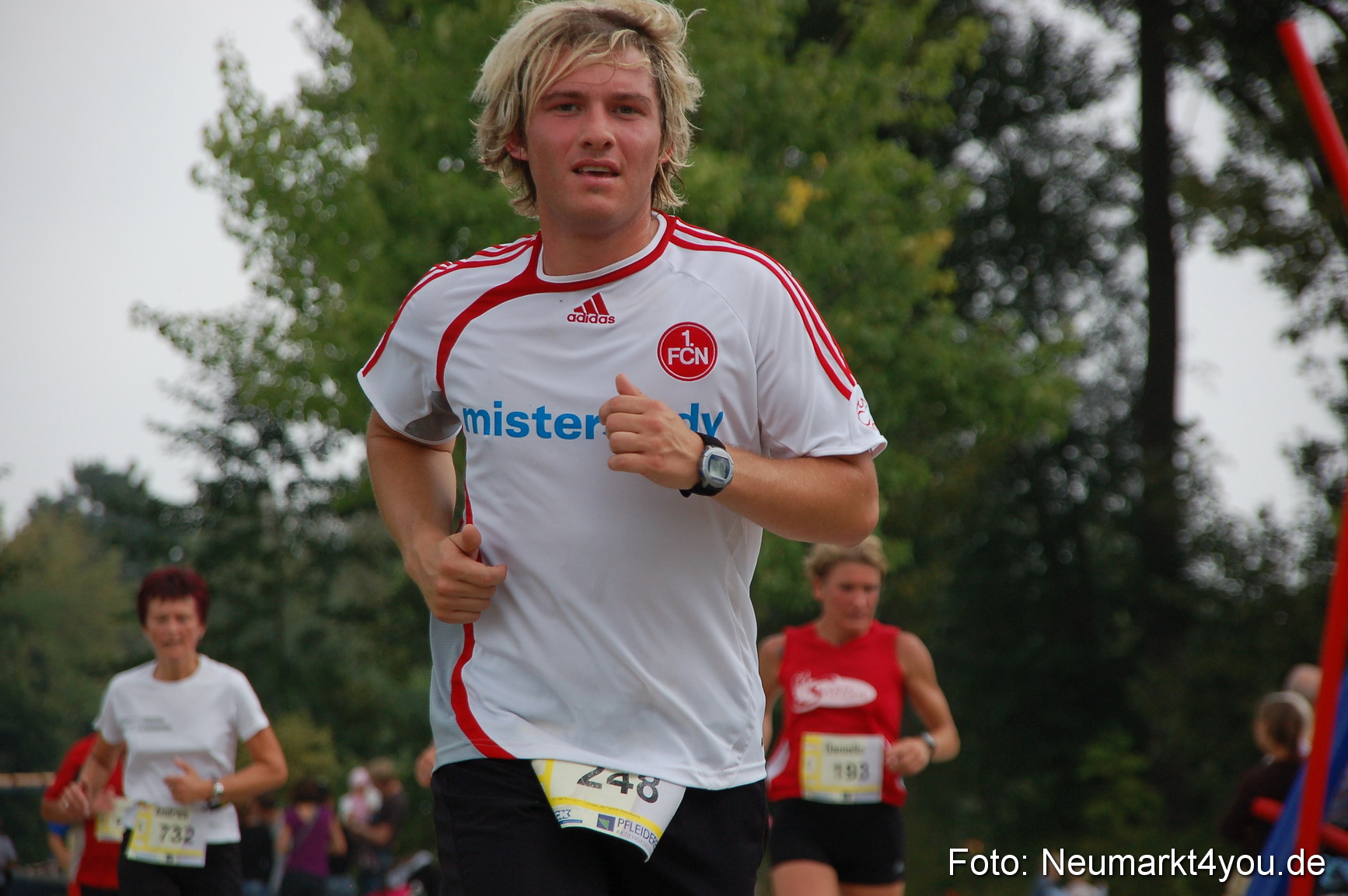 0106 Stadtlauf Neumarkt LGS 200909