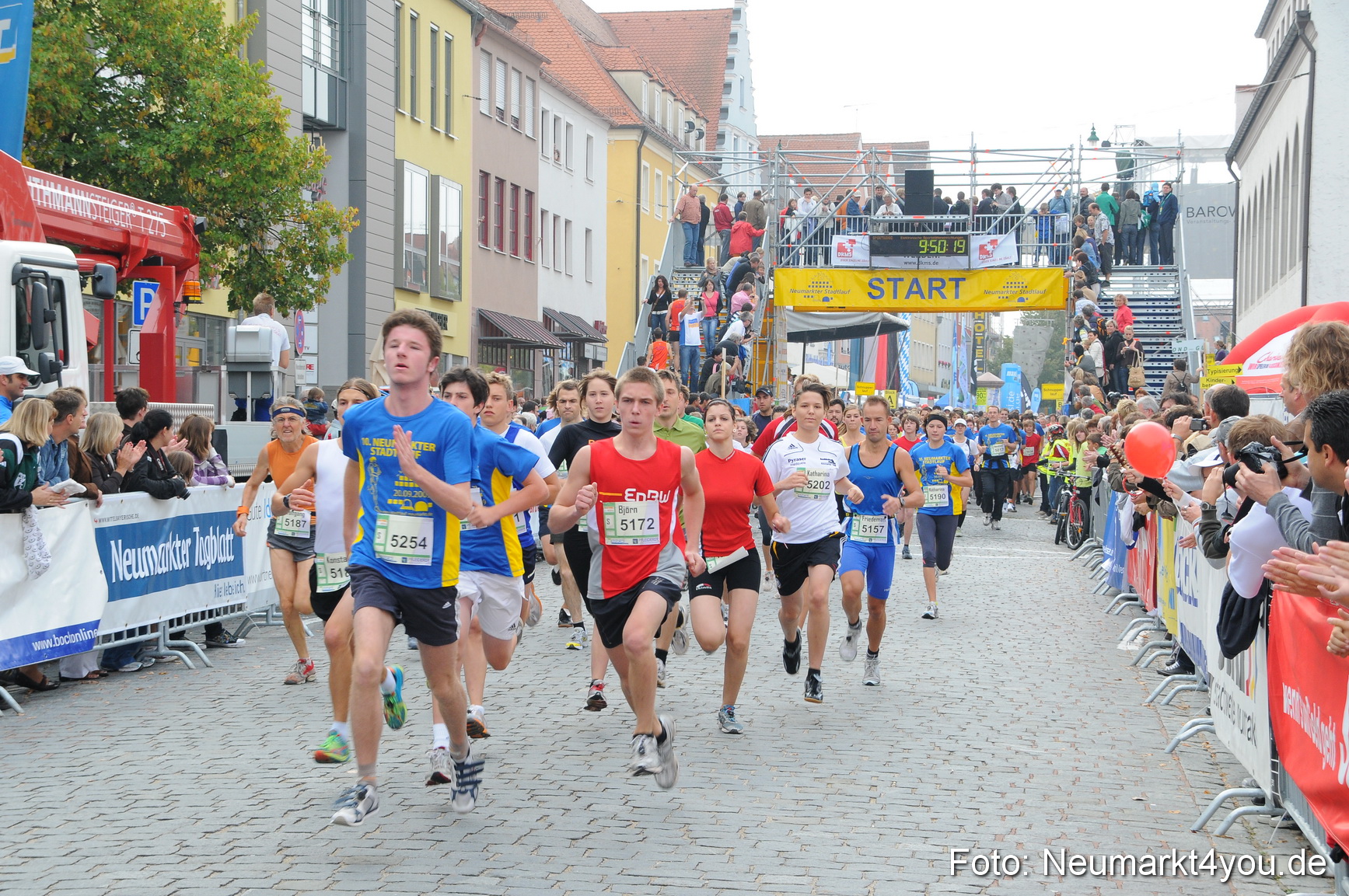 0004 Stadtlauf Neumarkt Startbereich 200909