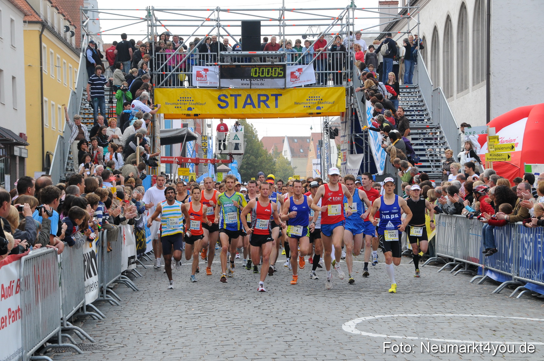 0018 Stadtlauf Neumarkt Startbereich 200909