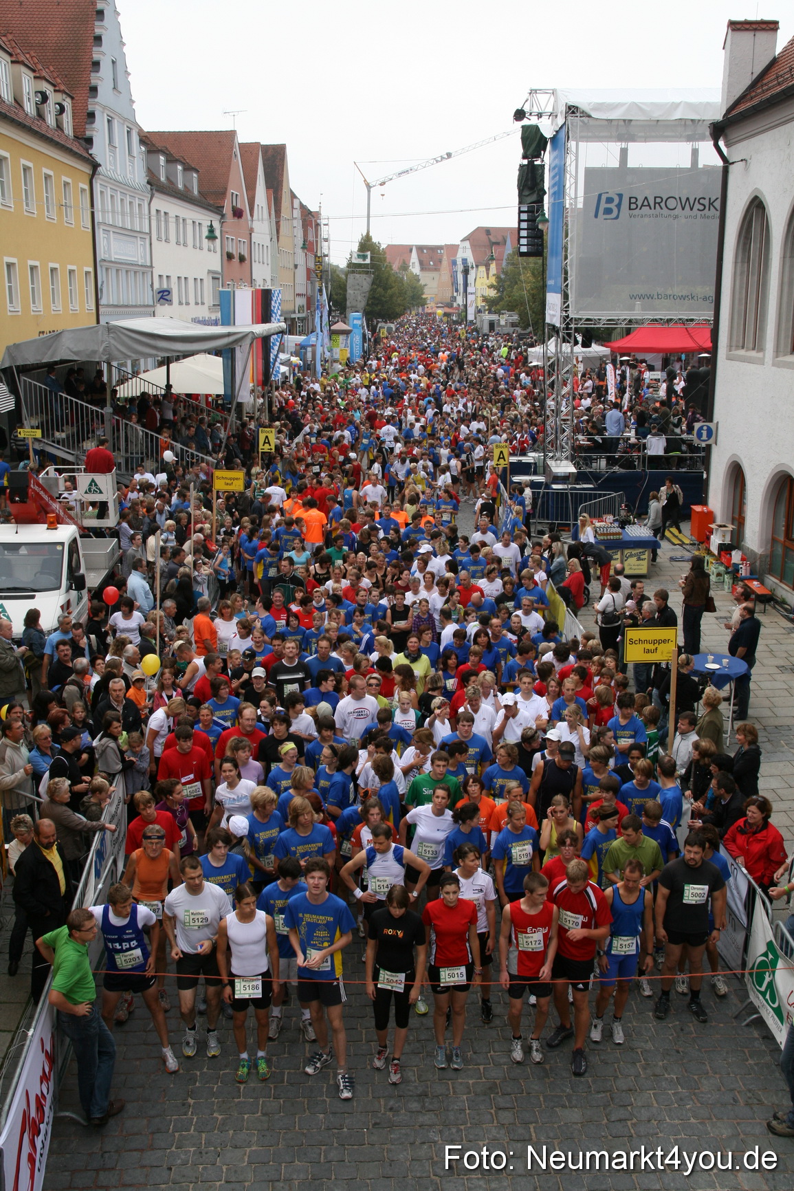 0029 Stadtlauf Neumarkt Startbereich 200909