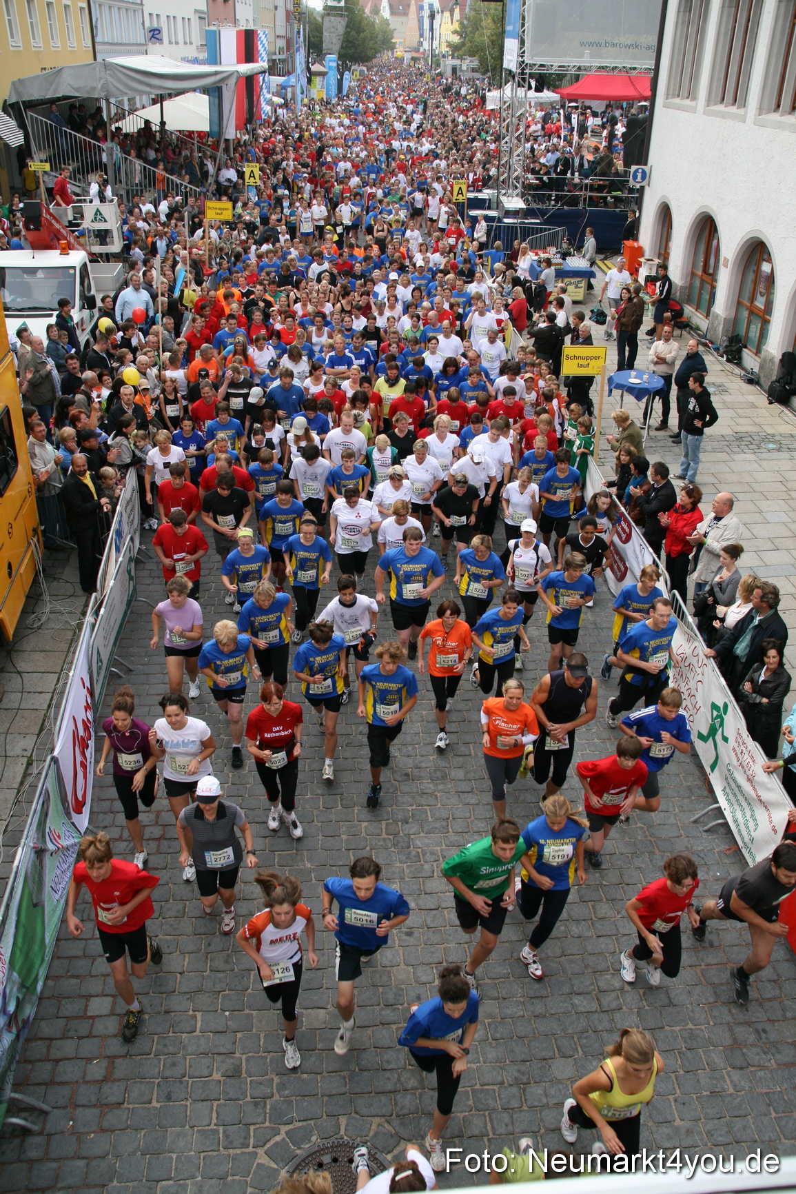 0032 Stadtlauf Neumarkt Startbereich 200909
