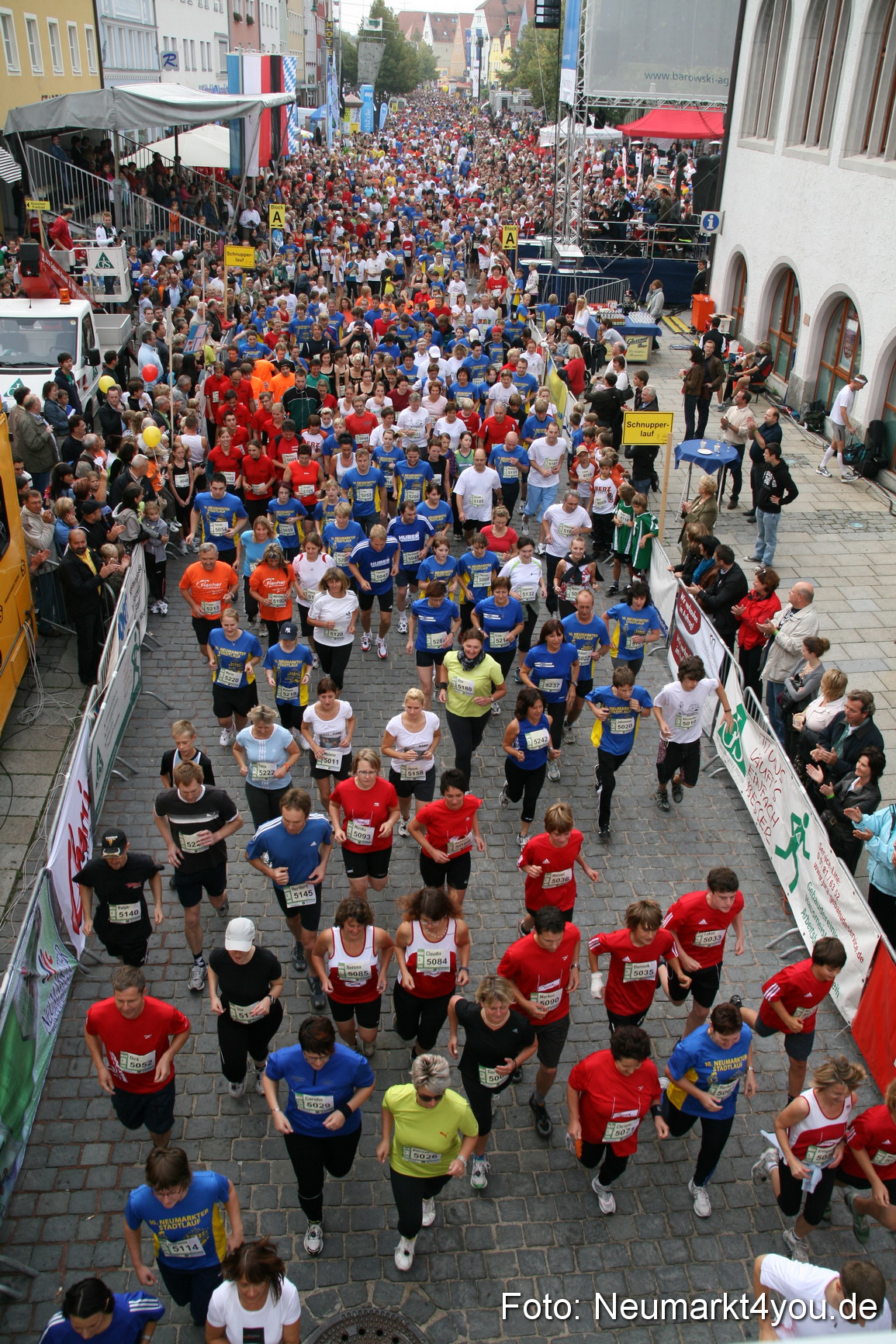 0034 Stadtlauf Neumarkt Startbereich 200909