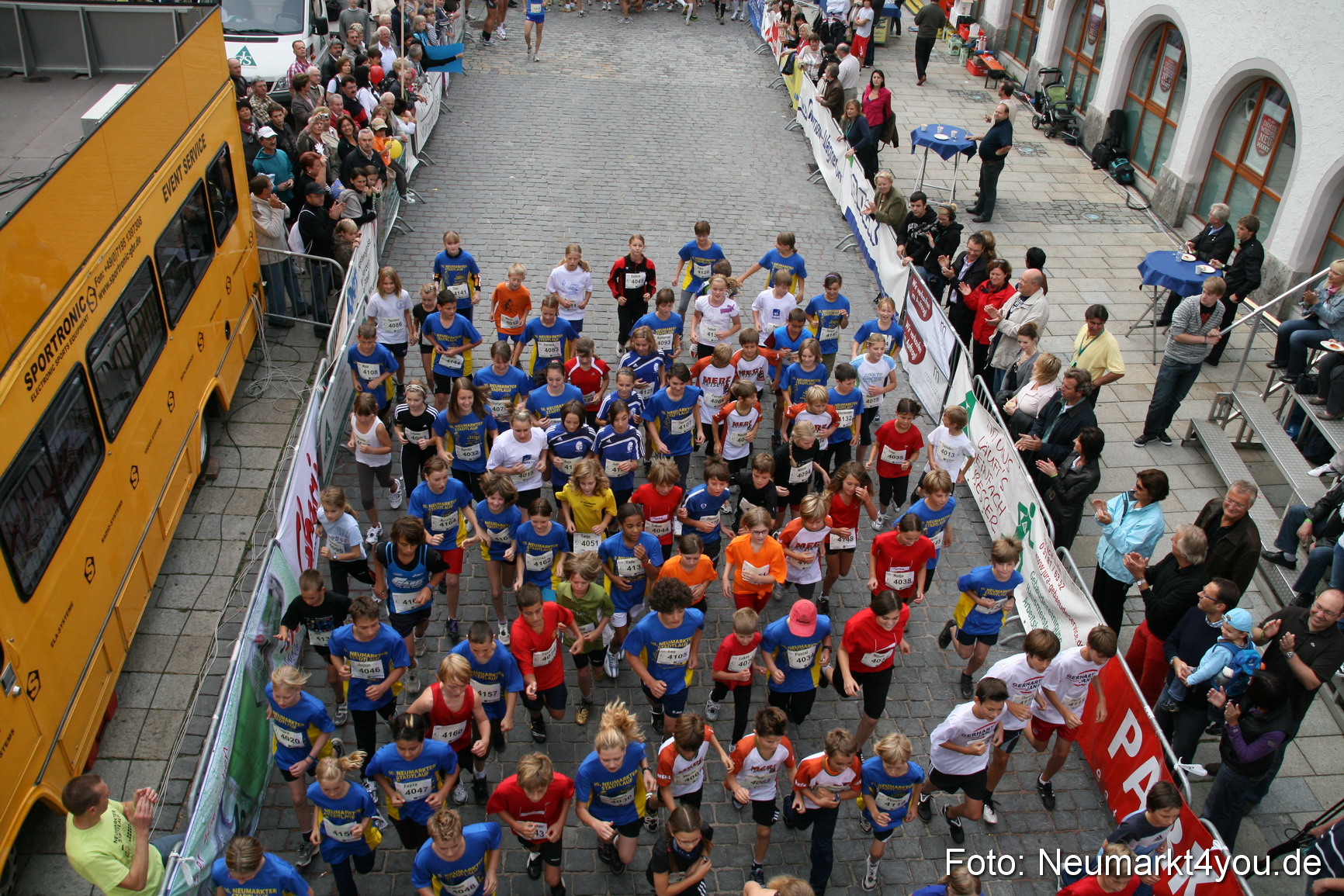 0042 Stadtlauf Neumarkt Startbereich 200909