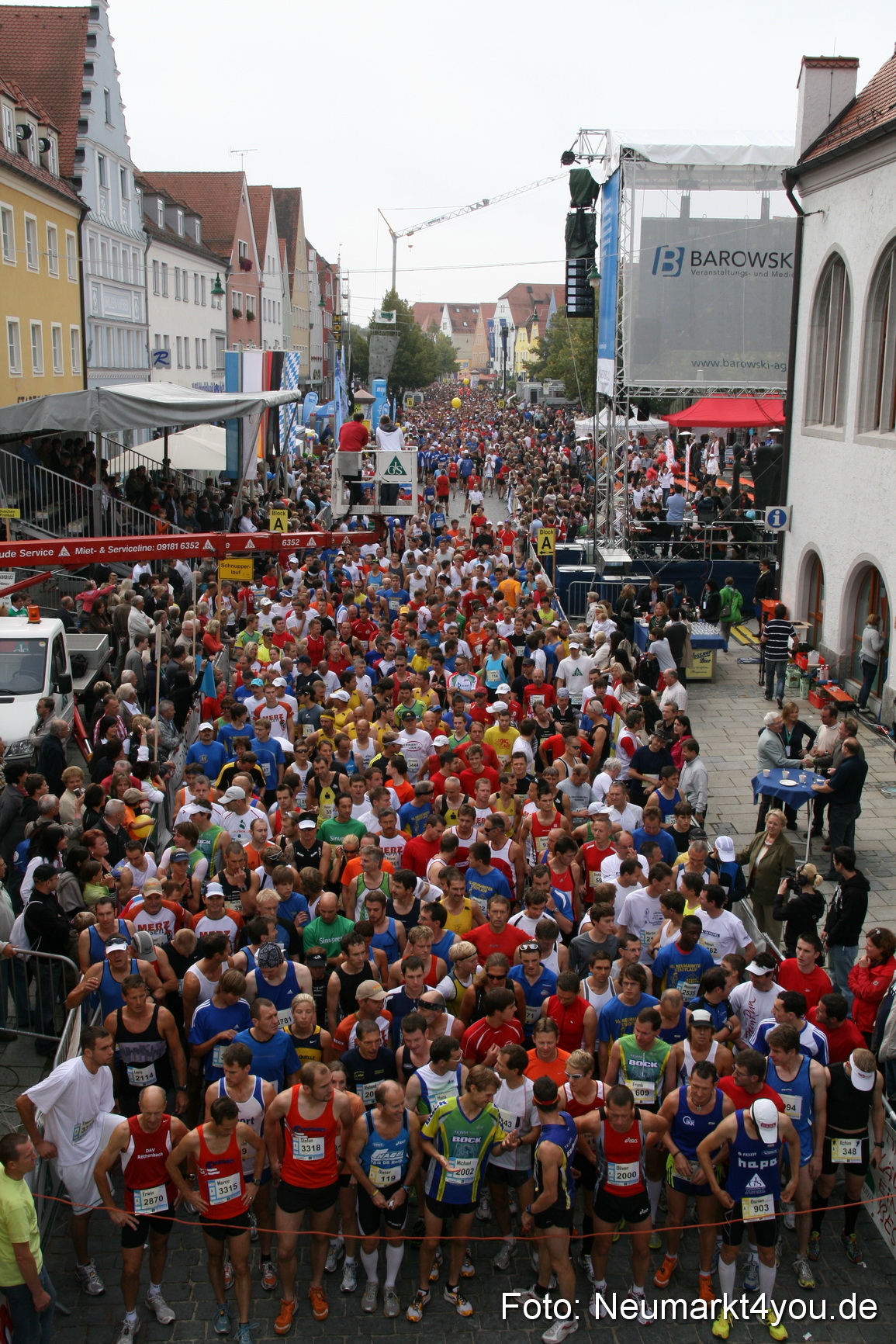 0044 Stadtlauf Neumarkt Startbereich 200909