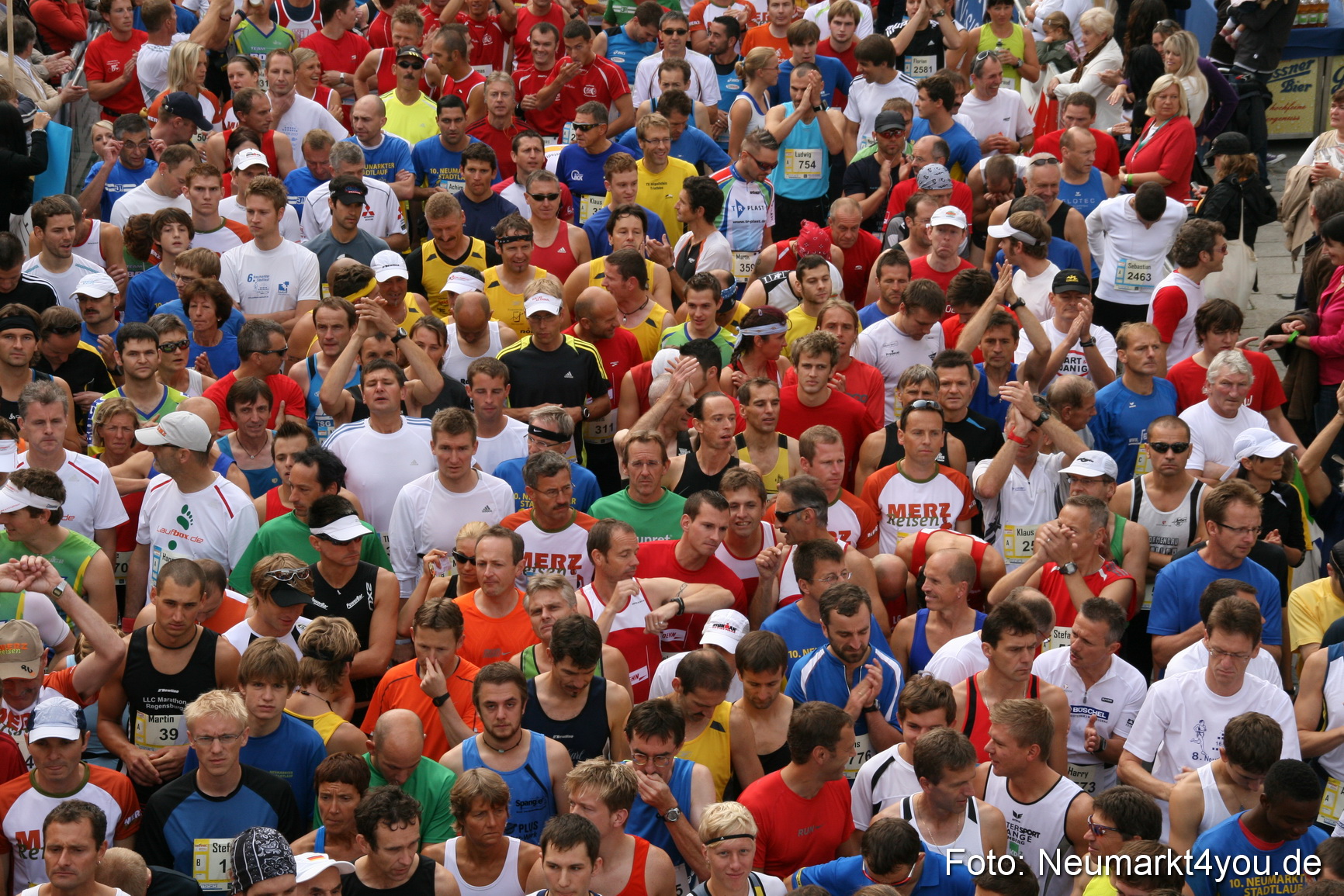 0049 Stadtlauf Neumarkt Startbereich 200909