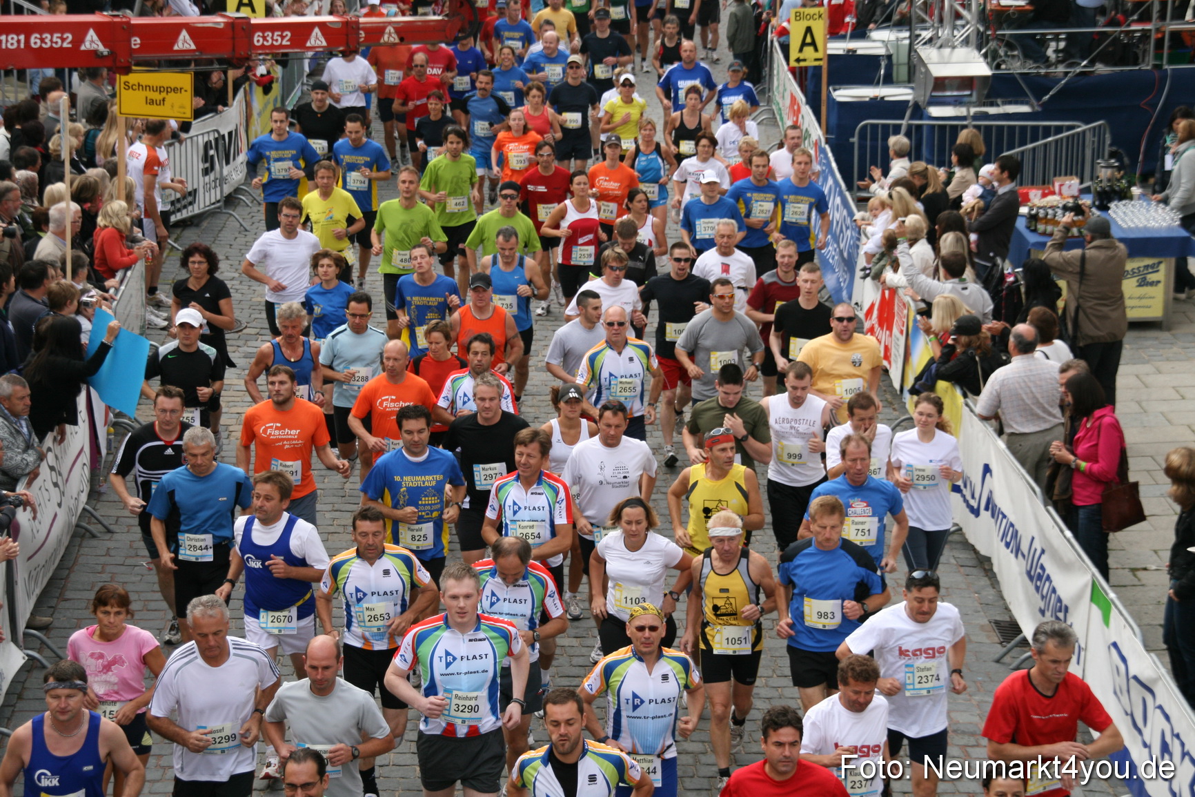 0057 Stadtlauf Neumarkt Startbereich 200909