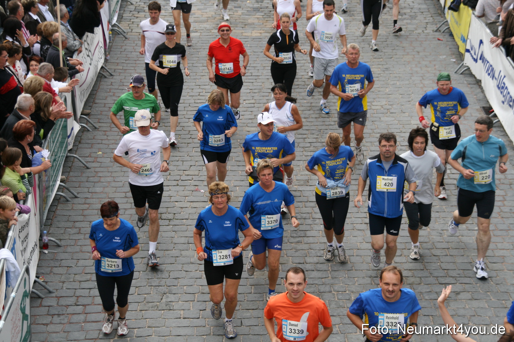 0073 Stadtlauf Neumarkt Startbereich 200909