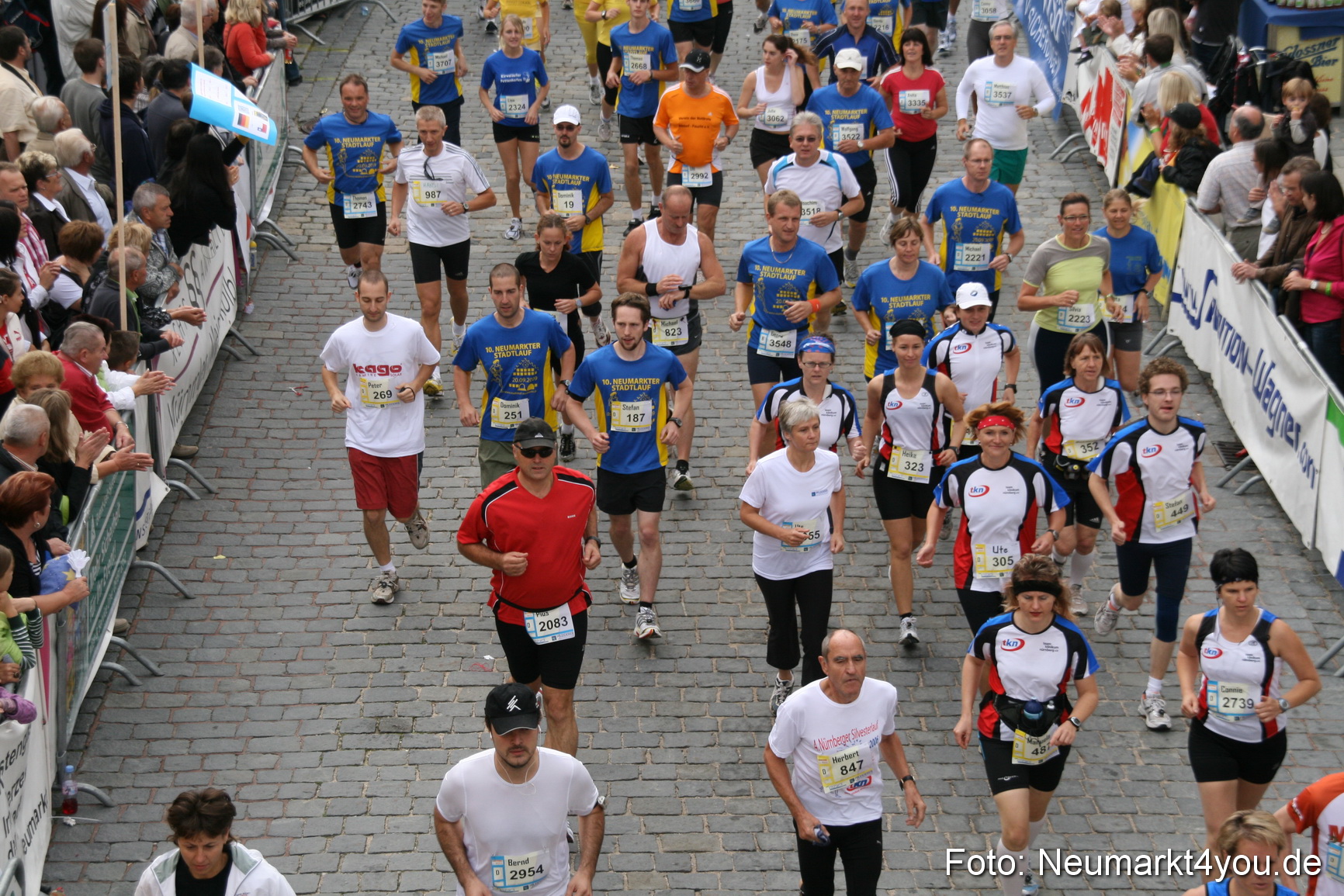 0074 Stadtlauf Neumarkt Startbereich 200909