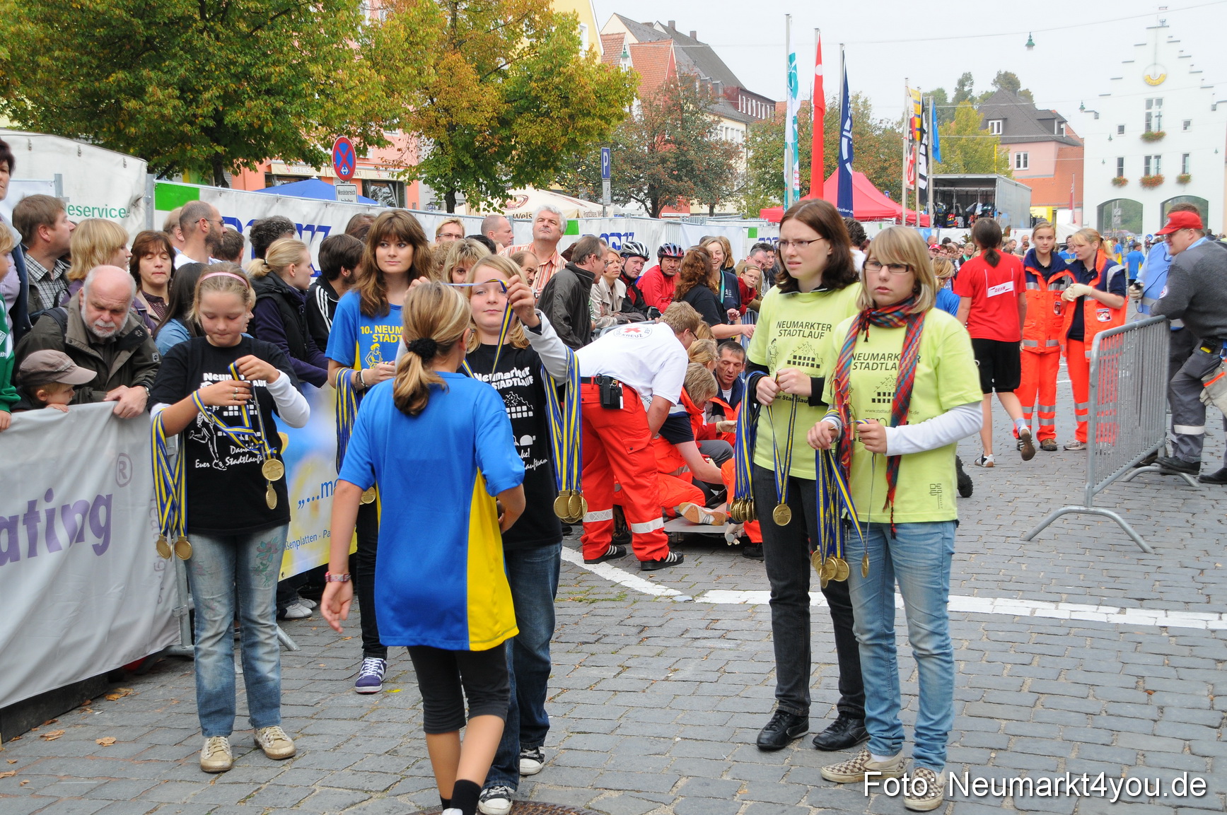 0020 Stadtlauf Neumarkt Zieleinlauf 200909