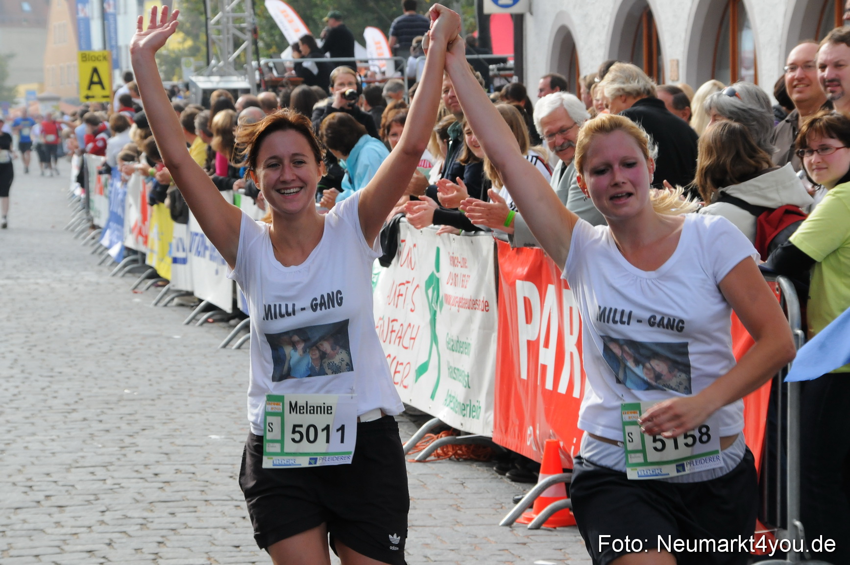 0030 Stadtlauf Neumarkt Zieleinlauf 200909