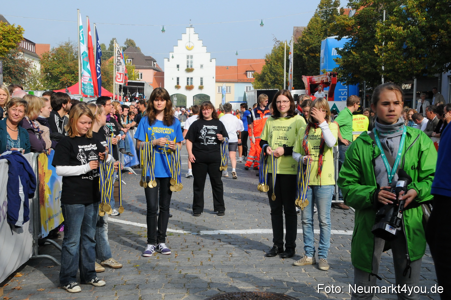0038 Stadtlauf Neumarkt Zieleinlauf 200909