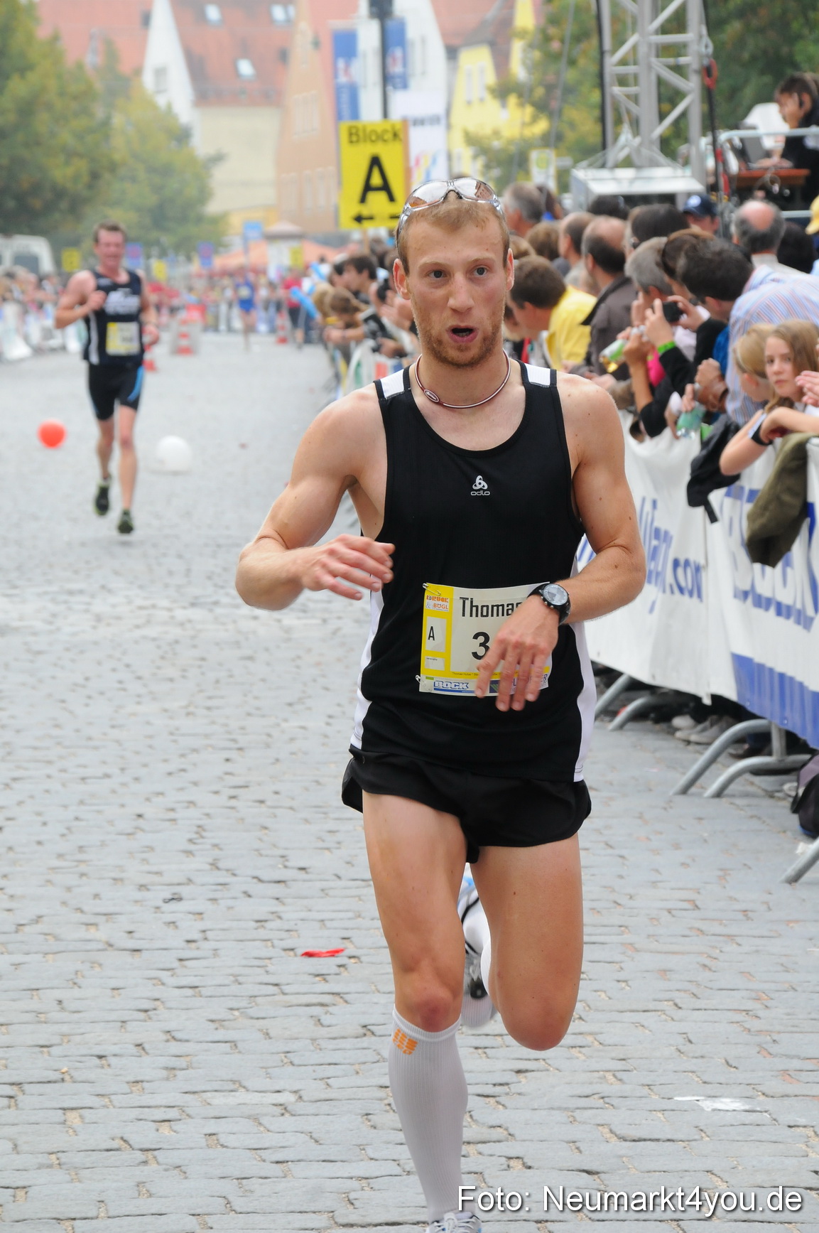 0086 Stadtlauf Neumarkt Zieleinlauf 200909