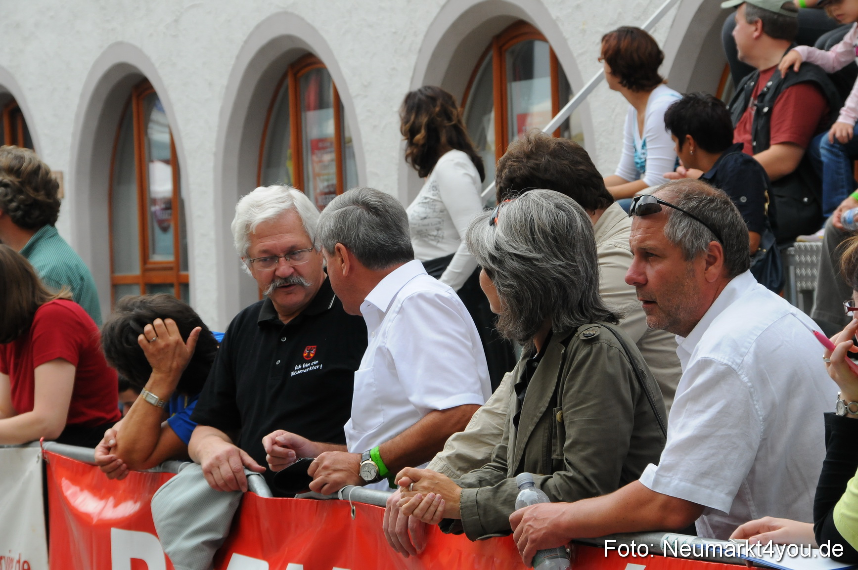 0087 Stadtlauf Neumarkt Zieleinlauf 200909