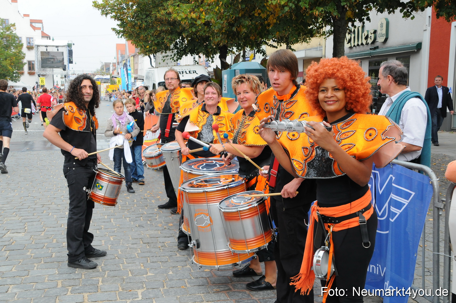 0101 Stadtlauf Neumarkt Zieleinlauf 200909