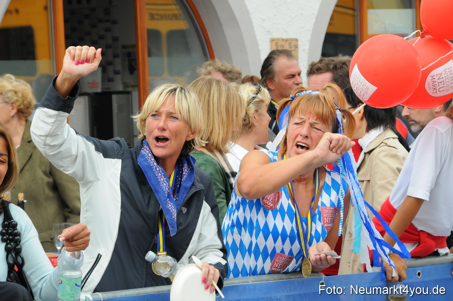 0112 Stadtlauf Neumarkt Zieleinlauf 200909