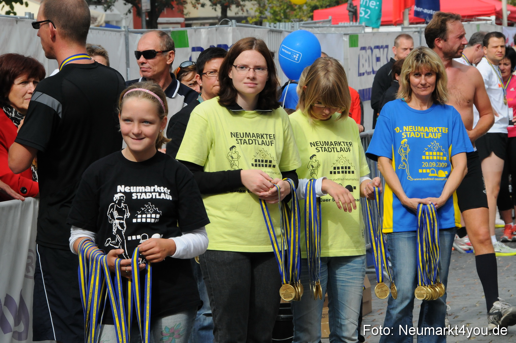 0117 Stadtlauf Neumarkt Zieleinlauf 200909