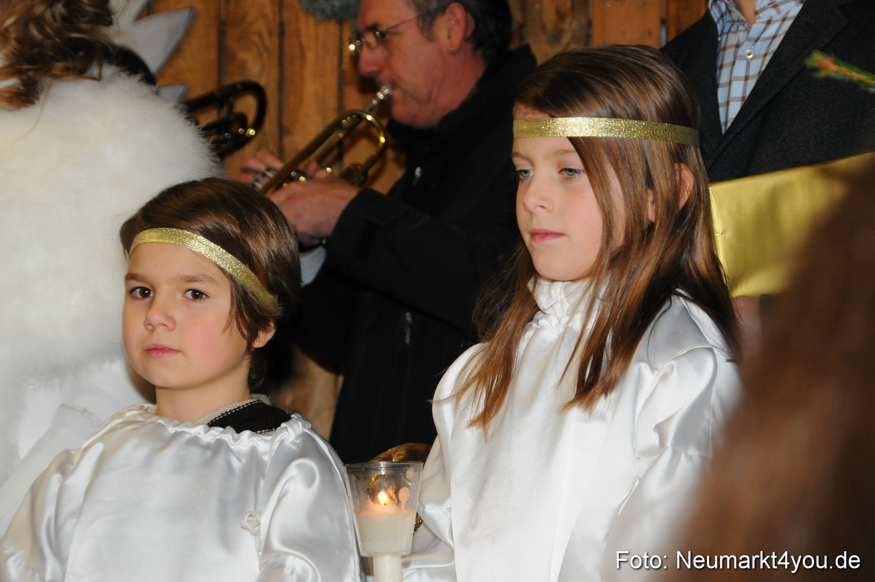 0010 Weihnachtsmarkt Neumarkt 261109