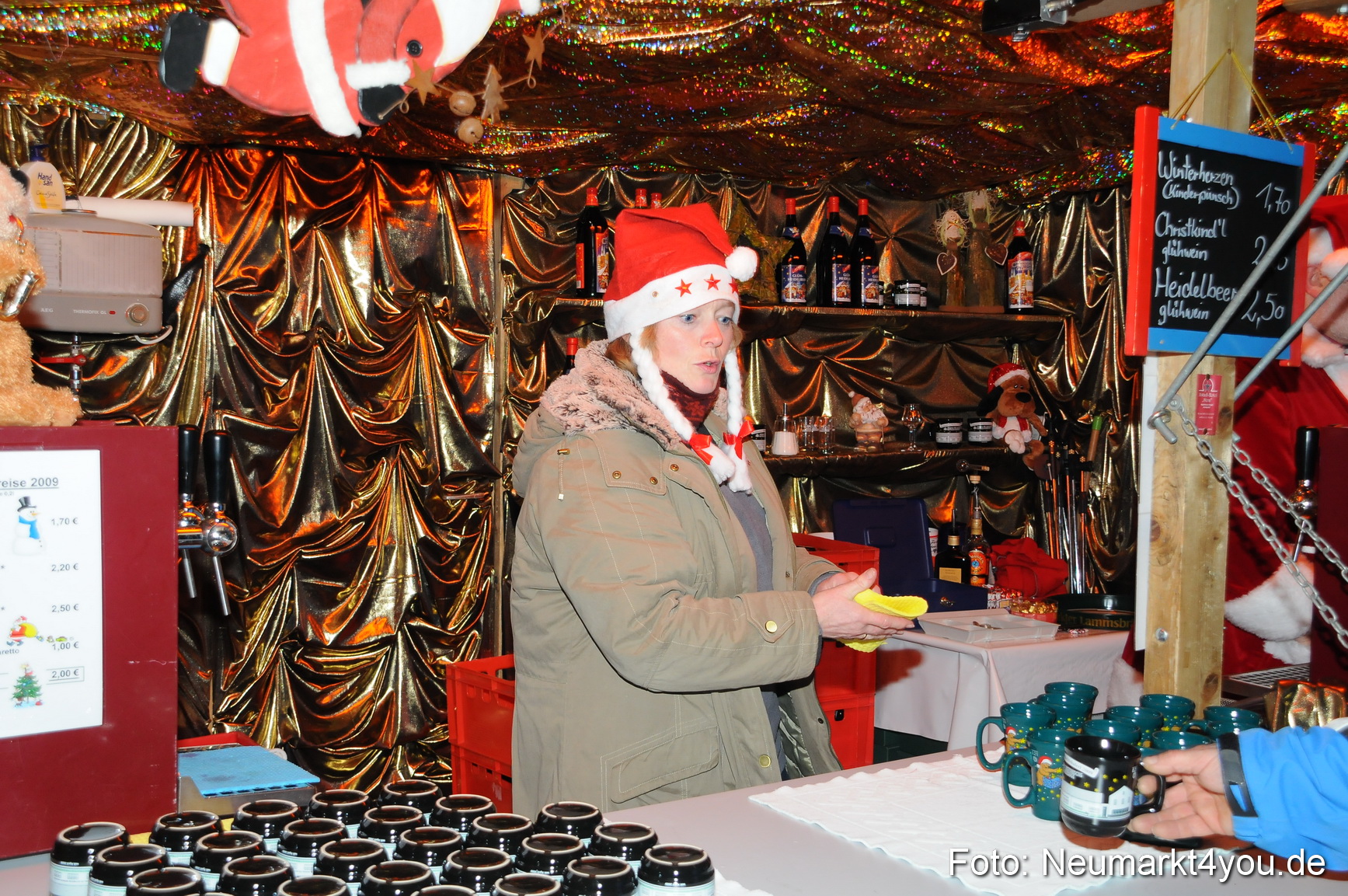 0035 Weihnachtsmarkt Neumarkt 261109